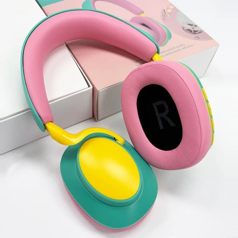 Auriculares Bluetooth inalámbricos circumaurales con micrófono, radio FM y Type-C