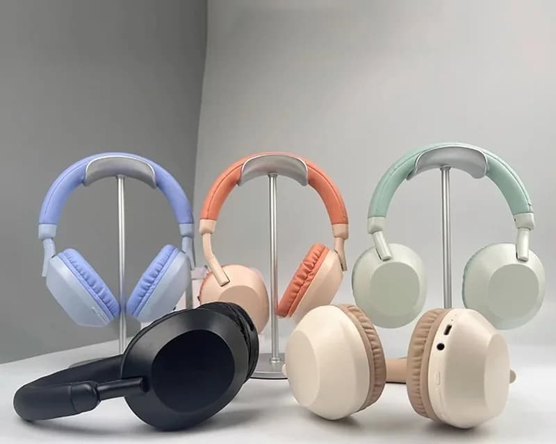 Auriculares Inalámbricos Bluetooth Supraaurales con Bajos Profundos y Micrófono
