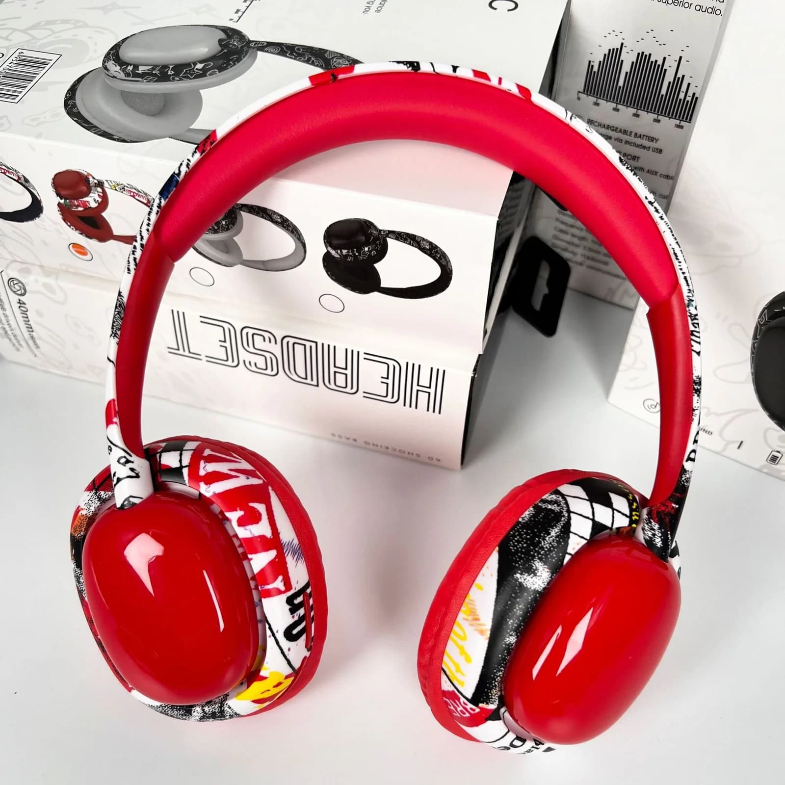 Auriculares Bluetooth supraaurales con graves profundos y conectividad inalámbrica